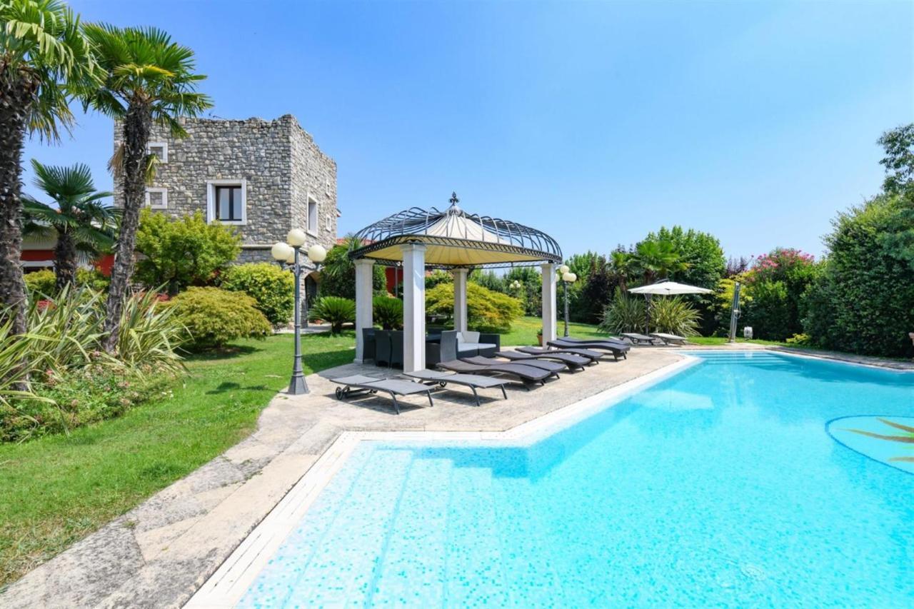 Private Luxury Villa With Pool Moniga del Garda 외부 사진