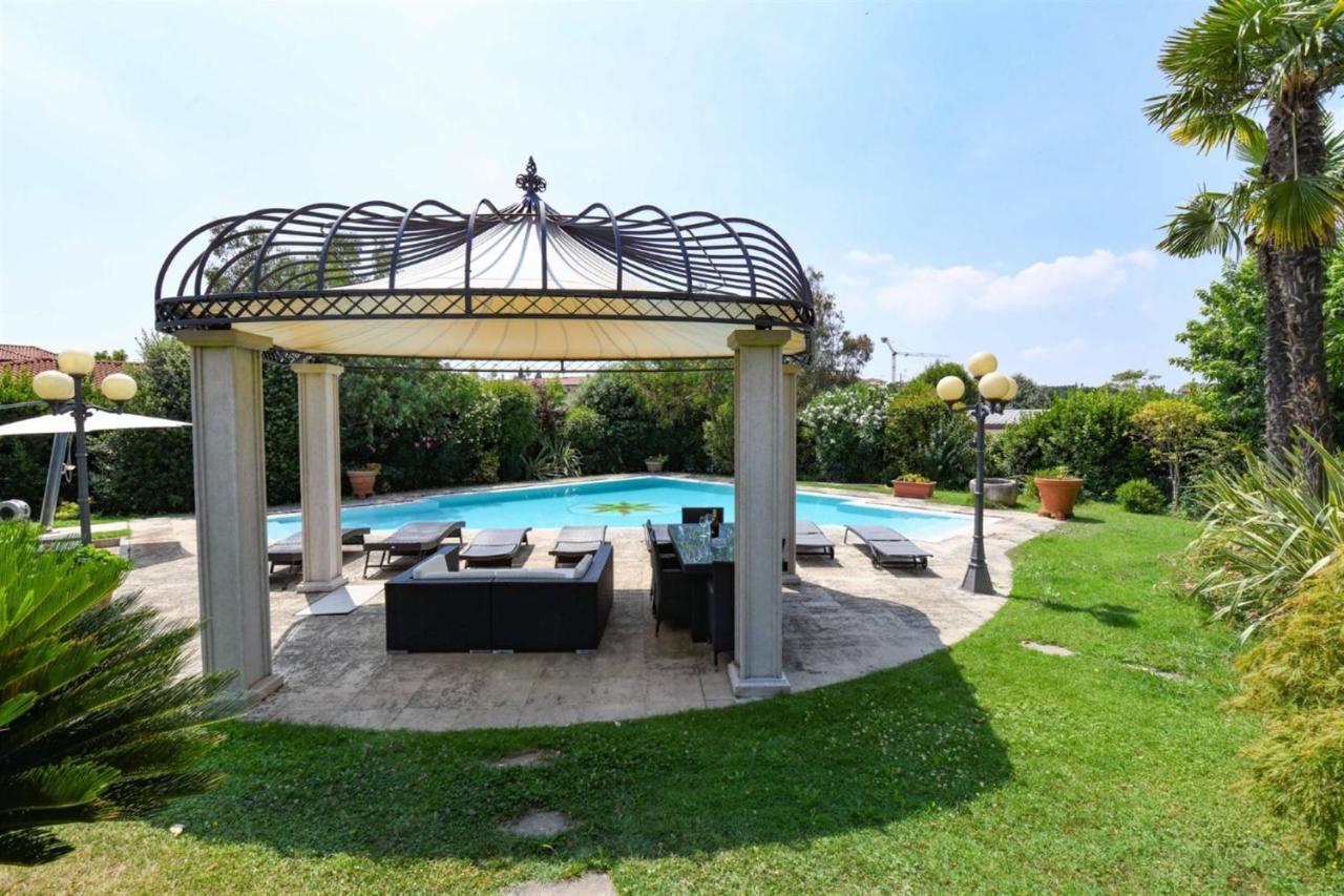 Private Luxury Villa With Pool Moniga del Garda 외부 사진