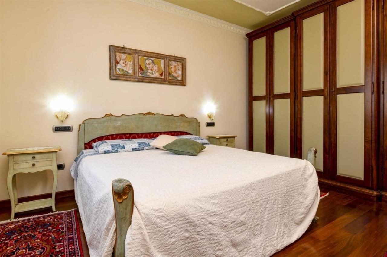Private Luxury Villa With Pool Moniga del Garda 외부 사진